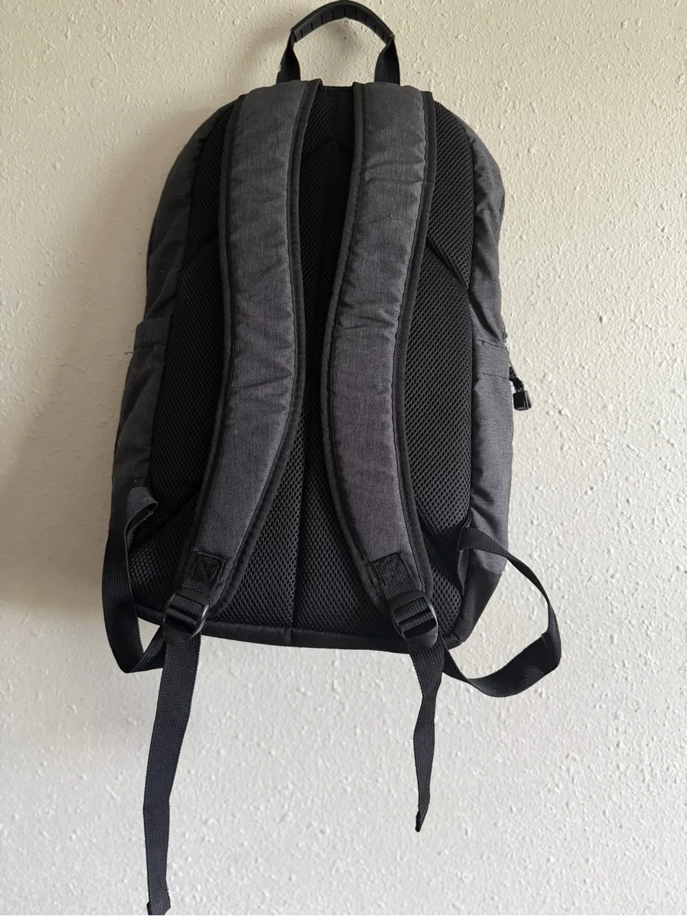 Eastsport Men's Charcoal Gray Everyday Backpack